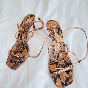 Women shoes/Schultz  Keefa High Leather Sandal